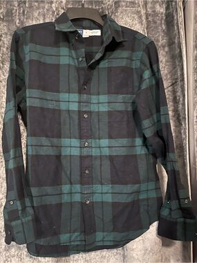 Men's Green and Black Plaid Button-Up Shirt